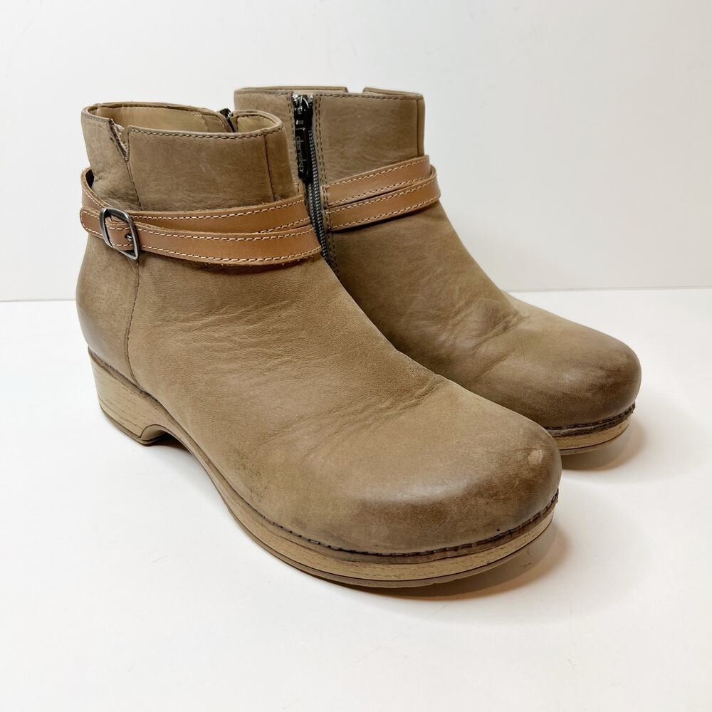 Dansko Brook Bootie Womens EU 39 US 8-8.5 Tan Leather Nubuck Ankle Strap READ